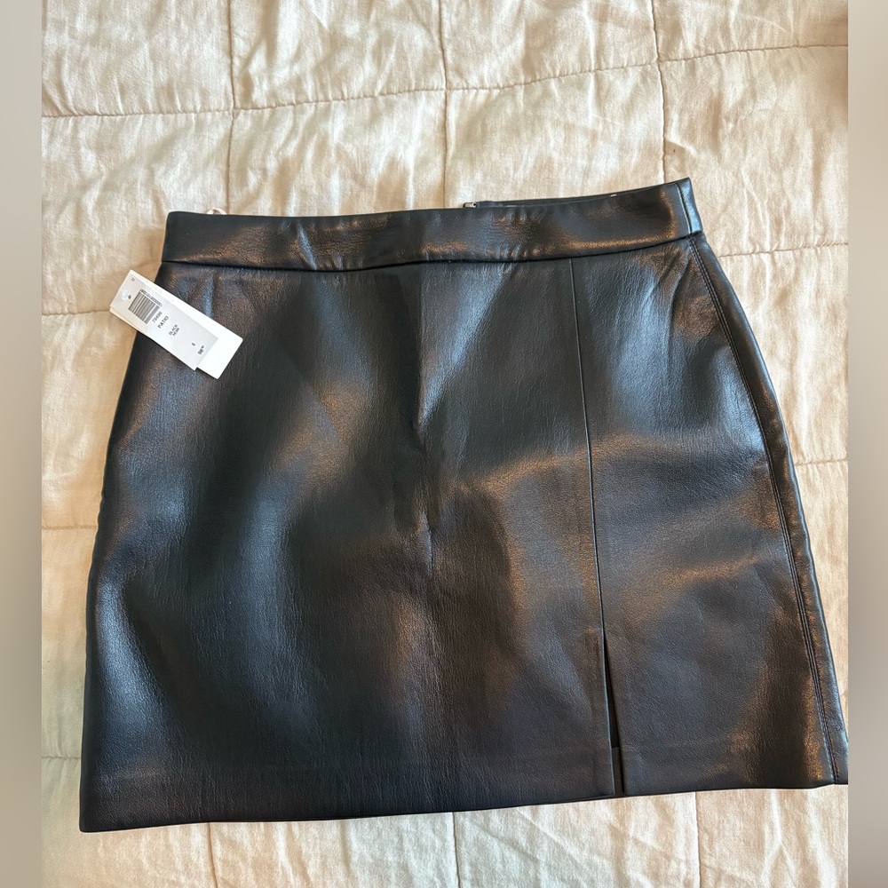 Aritzia Wilfred Mini Skirt - NWT!